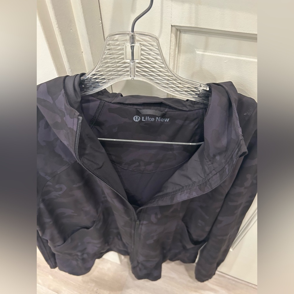 Lululemon face forward Jacket - Picture 4 of 4
